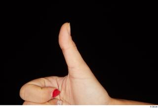 Amal fingers thumb 0004.jpg